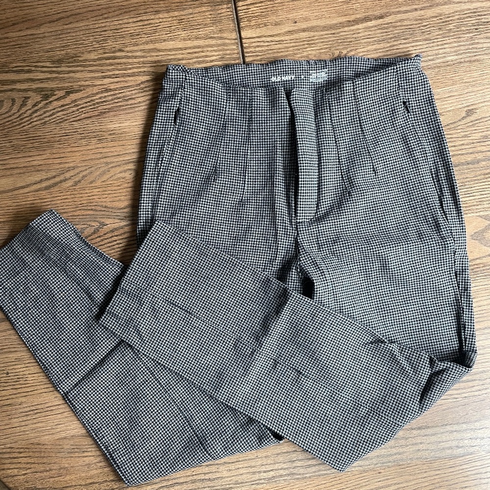 Old Navy (8) houndstooth extra high-rise polished pixie skinny